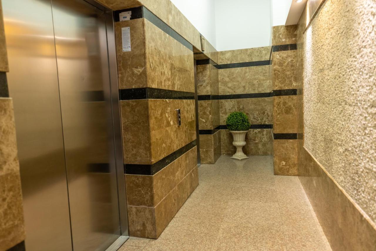 Aparthotel Sir Fundeni Tower Bucharest Luaran gambar