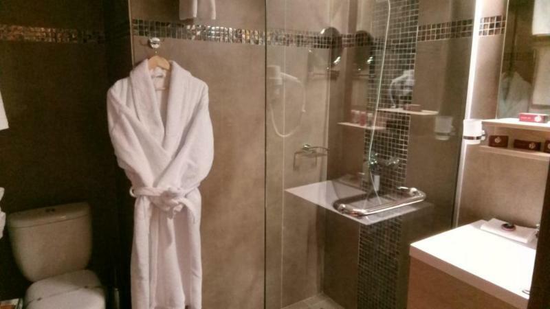Aparthotel Sir Fundeni Tower Bucharest Luaran gambar
